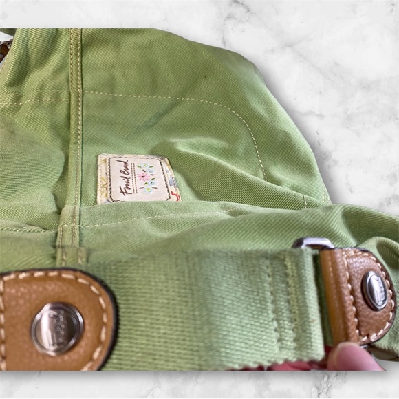 Fossil green canvas & leather hobo bag - Picture 4 of 6